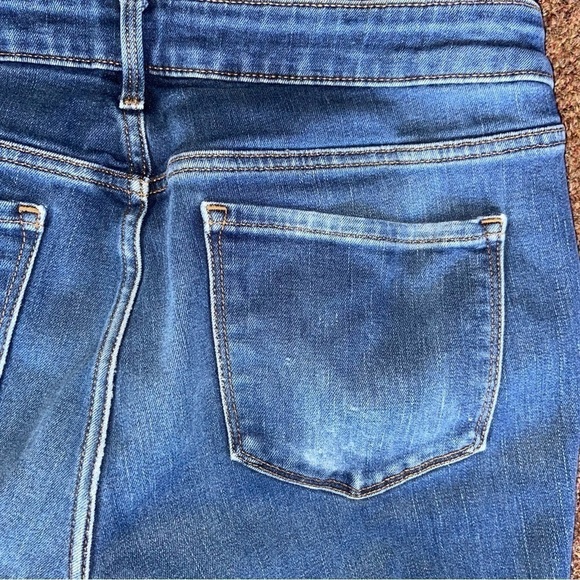 OLD Navy micro flare high rise jeans in a rich blue. May be your next favorites. - Picture 4 of 7